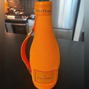 Veuve Clicquot champagne carrier and cooler